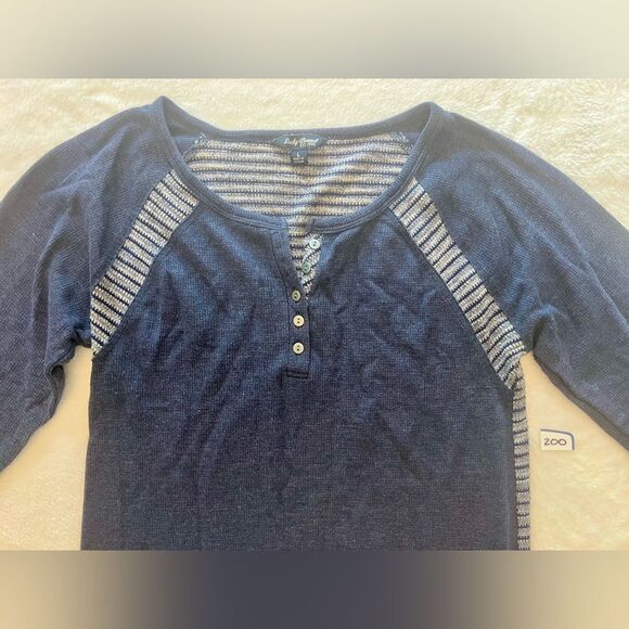 Soft cozy LUCKY thermal top stretchy LARGE - Picture 4 of 10